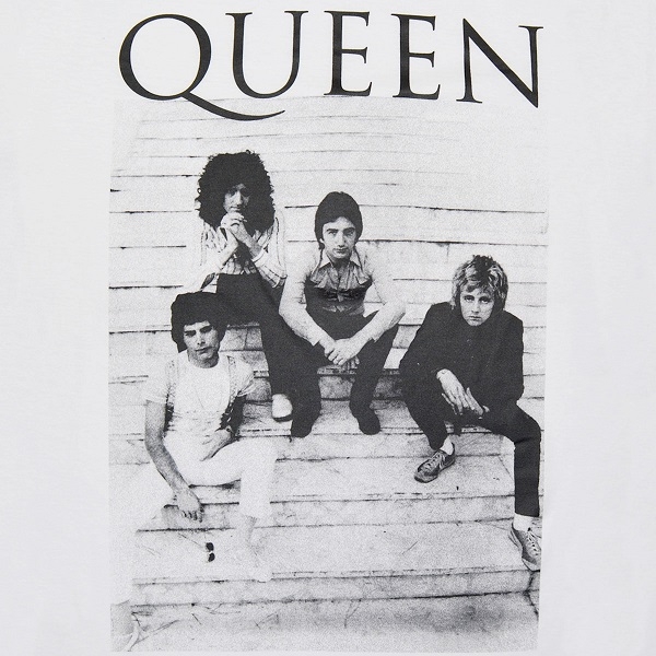 queen-stairs2